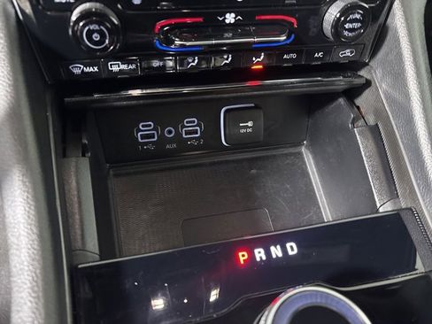 Certified 2023 Jeep Grand Cherokee Altitude image 22