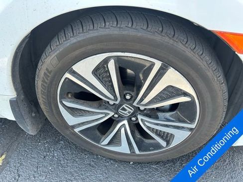 Used 2016 Honda Civic EX-T image 4