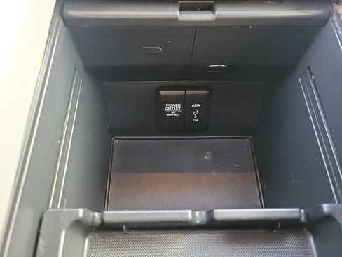 Used 2018 Honda Ridgeline RTL-E image 35