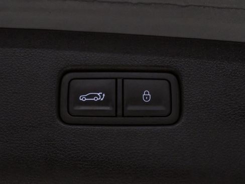 Certified 2023 Genesis GV70 2.5T AWD/4WD image 30