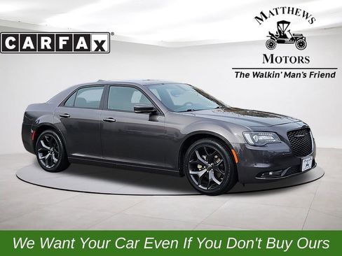 Used 2023 Chrysler 300 S image 1