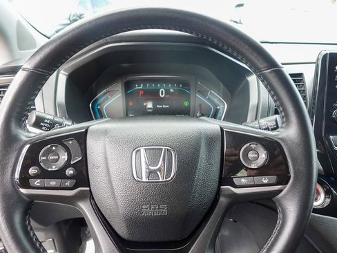 Used 2023 Honda Odyssey Touring image 13
