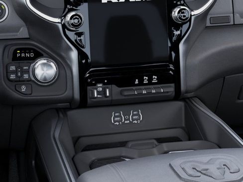 New 2026 RAM 1500 Laramie AWD/4WD image 24