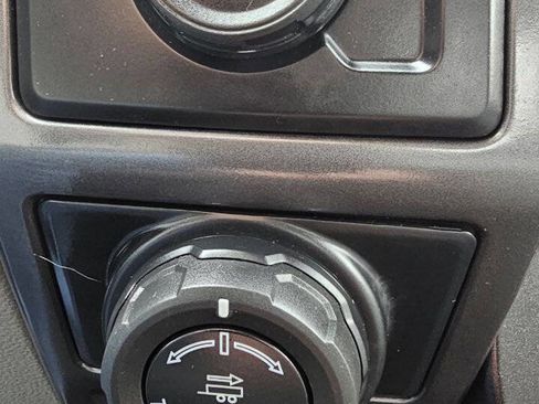 Used 2020 Ford F150 XLT w/ Equipment Group 302A Luxury image 8