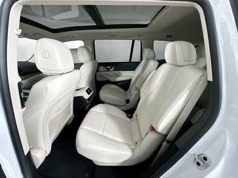 New 2026 Mercedes-Benz GLS 450 4MATIC image 26