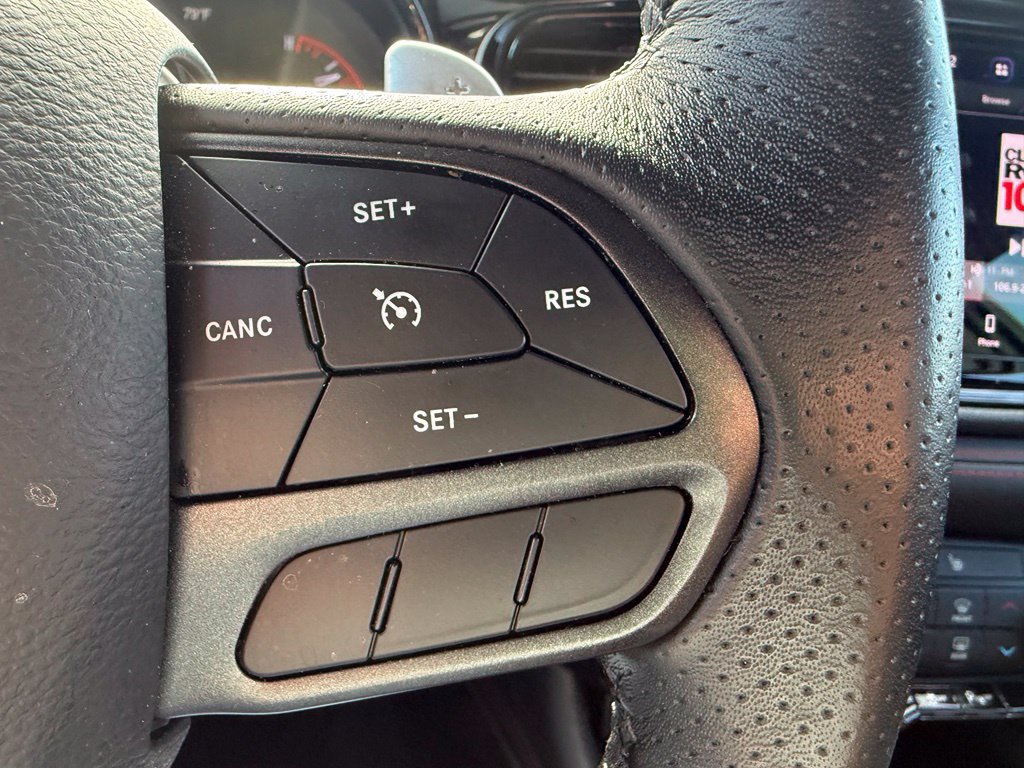 Used 2025 Dodge Durango GT AWD/4WD image 17