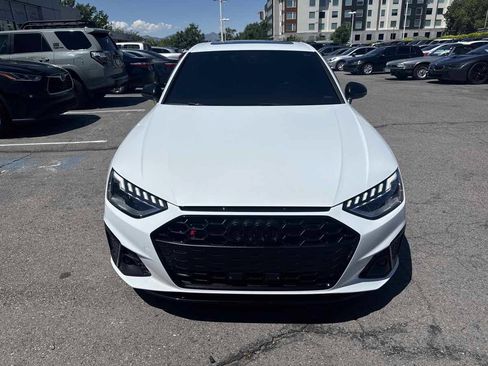 Used 2021 Audi S4 Premium Plus w/ Premium Plus Package AWD/4WD image 3