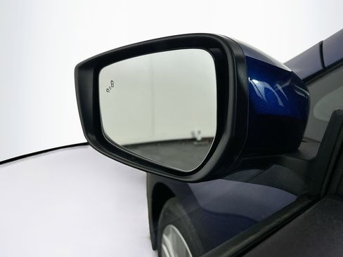 Used 2024 Nissan Leaf S FWD image 16