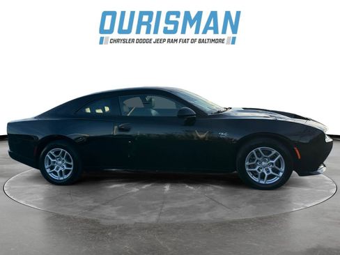 Used 2025 Dodge Charger R/T w/ Quick Order Package 25M R/T image 7