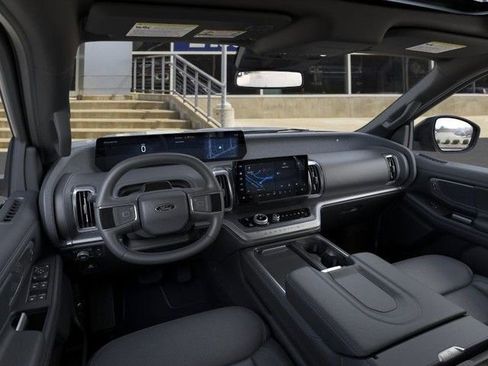 New 2026 Ford Expedition Platinum w/ Stealth Performance Package AWD/4WD image 9