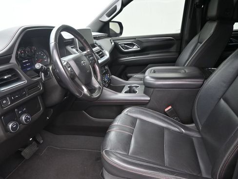 Used 2021 Chevrolet Suburban RST w/ Rear Media and Nav Package RWD image 12