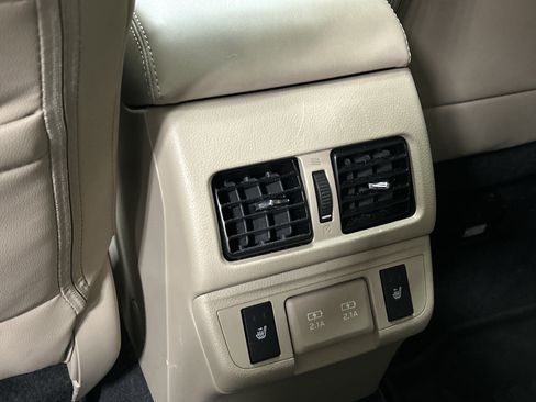 Used 2019 Subaru Outback 2.5i Limited AWD/4WD image 31