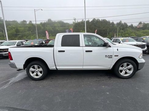 Used 2023 RAM 1500 Classic SLT AWD/4WD image 2