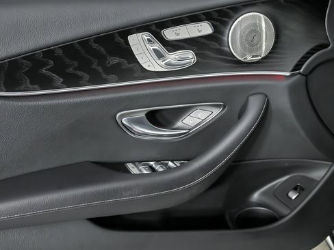 Used 2022 Mercedes-Benz E 450 4MATIC All-Terrain Wagon image 18