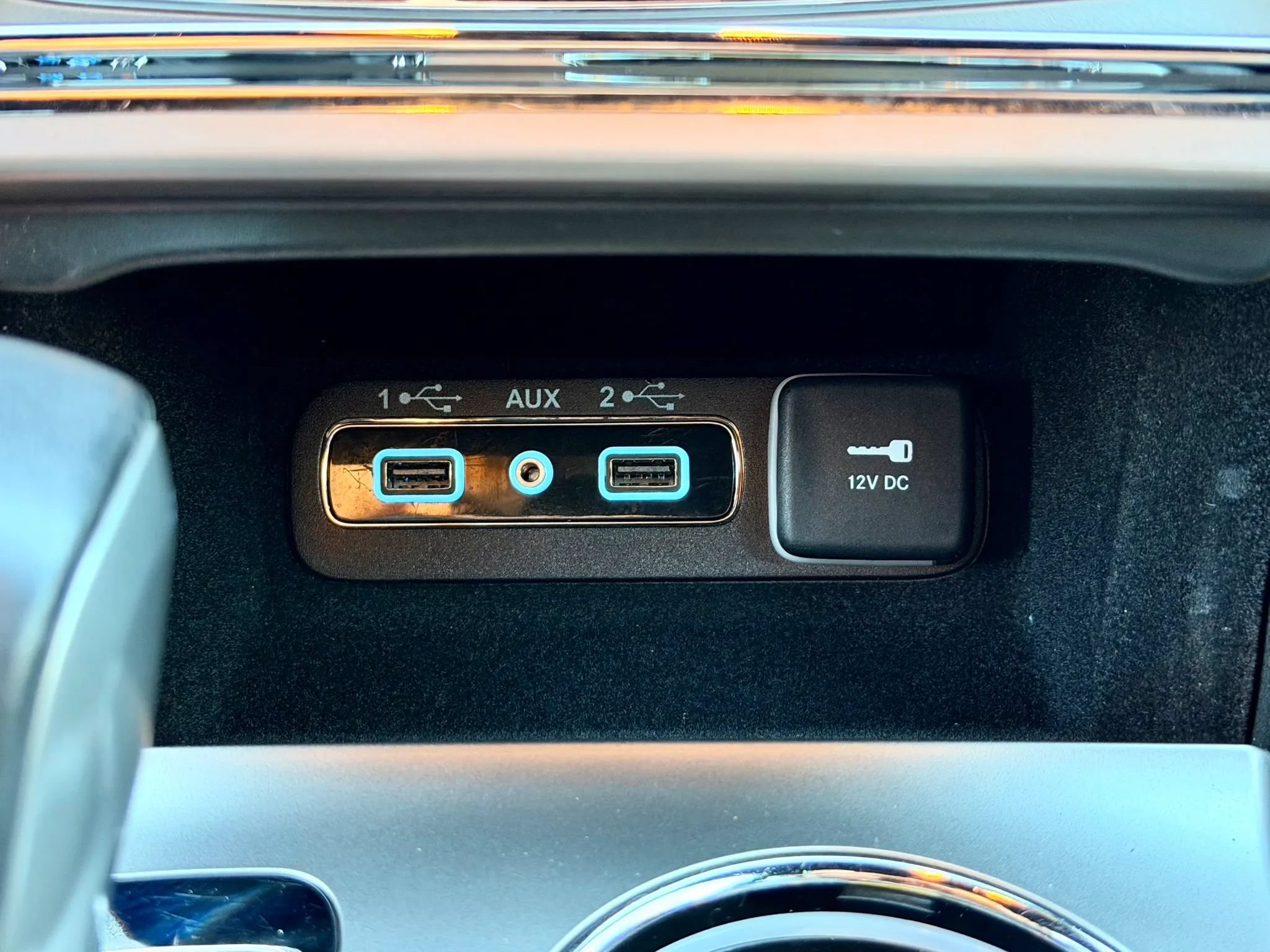 Used 2018 Jeep Grand Cherokee Limited AWD/4WD image 23