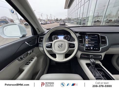 Used 2020 Volvo XC90 T6 Momentum w/ Protection Package Premier image 14