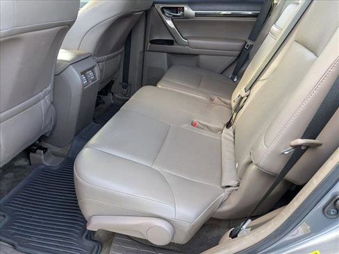 Used 2016 Lexus GX 460 w/ Preferred Accessory Package image 17