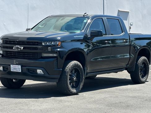Used 2019 Chevrolet Silverado 1500 RST w/ All-Star Edition image 8