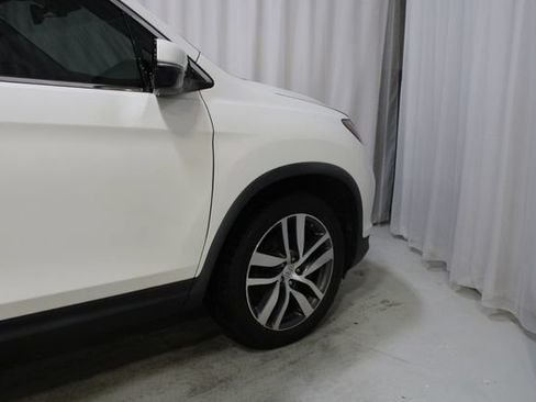 Used 2016 Honda Pilot Elite image 30
