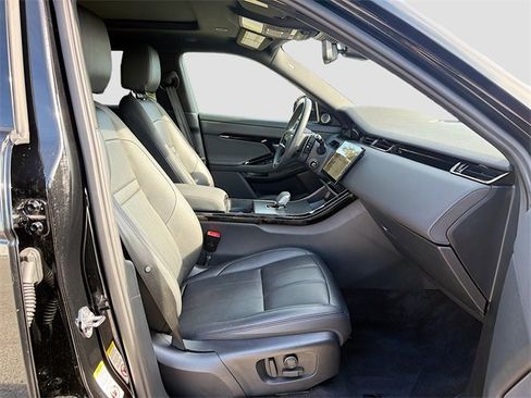 Used 2024 Land Rover Range Rover Evoque Dynamic SE image 16