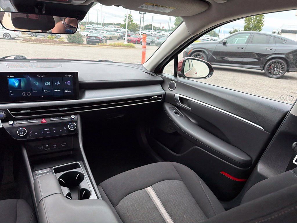 Used 2024 Hyundai Sonata SEL FWD image 29