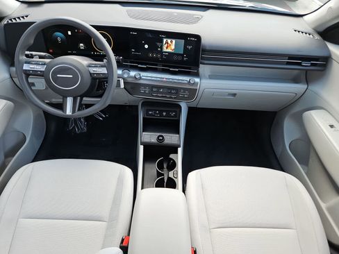 Certified 2025 Hyundai Kona SE FWD image 14