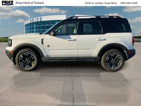 Used 2025 Ford Bronco Sport Outer Banks image 8