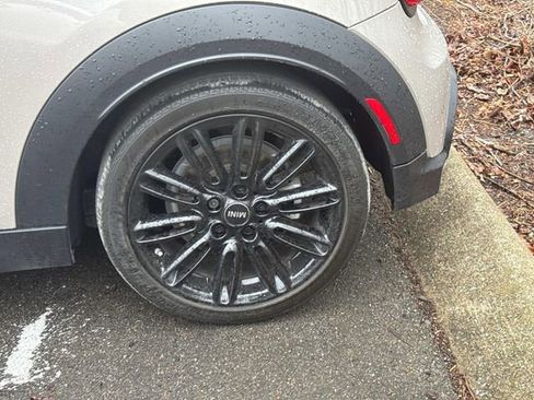 Used 2023 MINI Cooper S w/ Signature Upholstery Package image 11