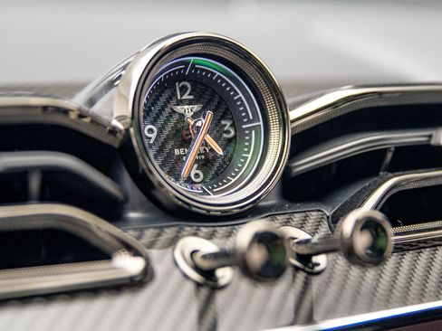 New 2026 Bentley Bentayga Speed AWD/4WD image 32