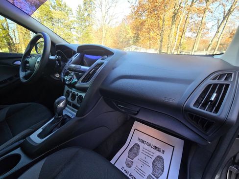 Used 2014 Ford Focus SE image 27