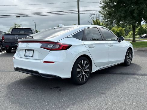 Used 2024 Honda Civic EX-L image 4