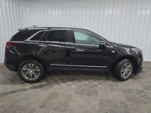 Used 2021 Cadillac XT5 Premium Luxury image 2