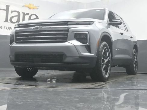 New 2026 Chevrolet Traverse LT w/ Enhanced Driving Package FWD image 4