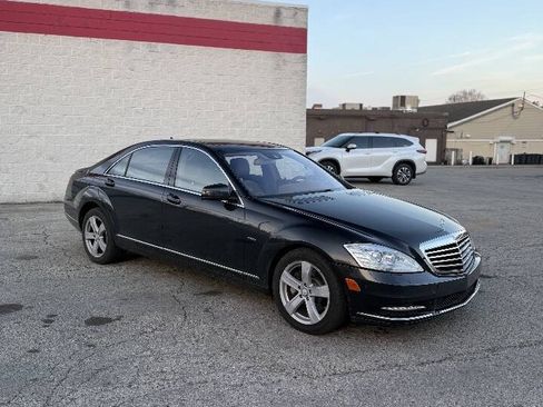 Used 2012 Mercedes-Benz S 550 4MATIC w/ Premium 2 Pkg image 6