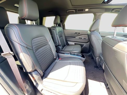 New 2026 Nissan Pathfinder Rock Creek AWD/4WD image 28