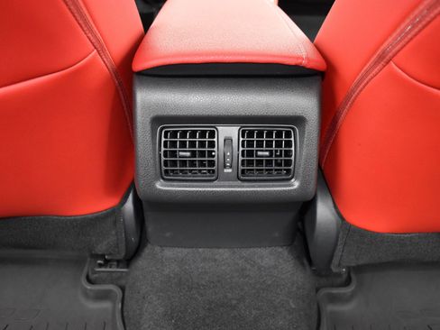 Used 2023 Toyota Camry XSE image 18