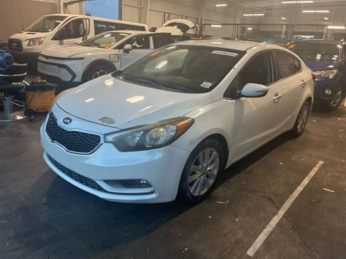 Used 2015 Kia Forte EX FWD image 1