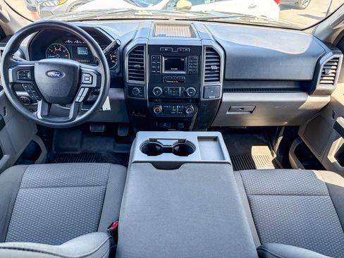 Used 2017 Ford F150 XLT image 11