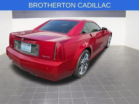 Used 2008 Cadillac XLR V RWD image 7