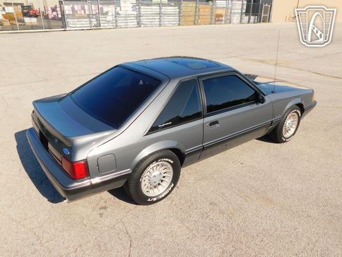 Used 1987 Ford Mustang LX image 28