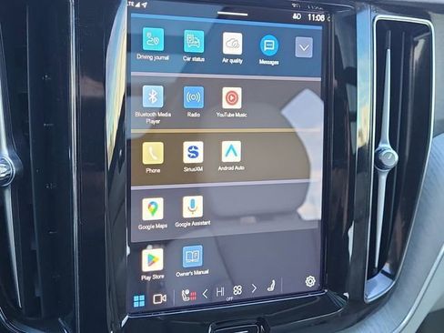 Used 2023 Volvo XC60 T8 Plus image 25