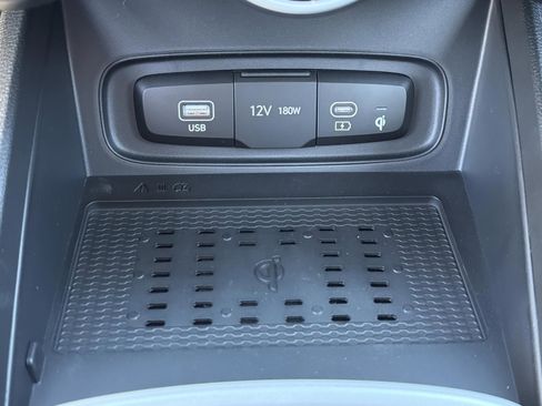 New 2026 Hyundai Venue SEL image 8