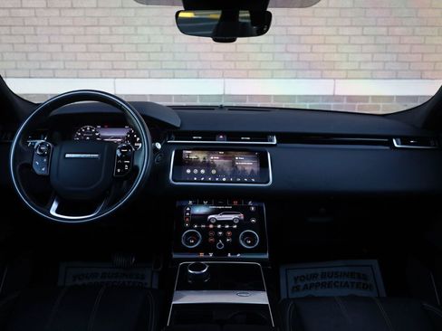 Used 2019 Land Rover Range Rover Velar R-Dynamic SE AWD/4WD image 31