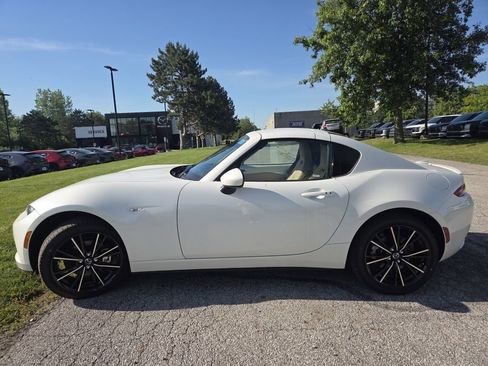 New 2026 MAZDA MX-5 Miata RF Grand Touring w/ Weather Package RWD image 12