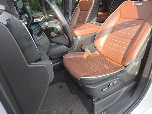 Used 2024 GMC Sierra 2500 Denali Ultimate w/ Max Trailering Package AWD/4WD image 31