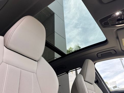 New 2025 Audi Q5 2.0T Premium Plus image 14