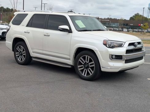 Used 2018 Toyota 4Runner Limited image 2