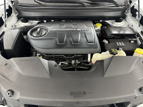 Used 2022 Jeep Cherokee Limited image 8