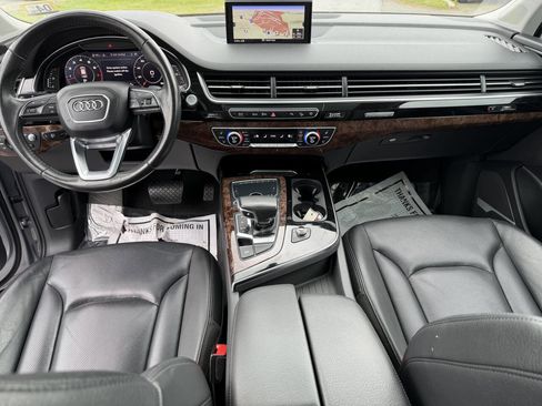 Used 2018 Audi Q7 3.0T Prestige AWD/4WD image 11