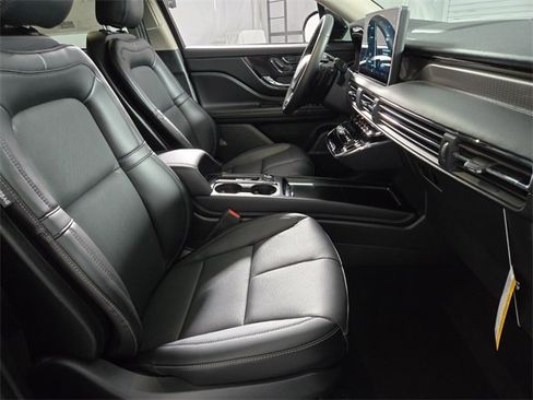 New 2026 Lincoln Corsair Grand Touring image 19